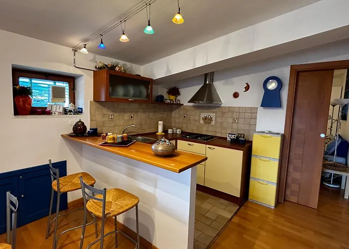 Mansarda Bellavista & La Dei Nonni Apartman *