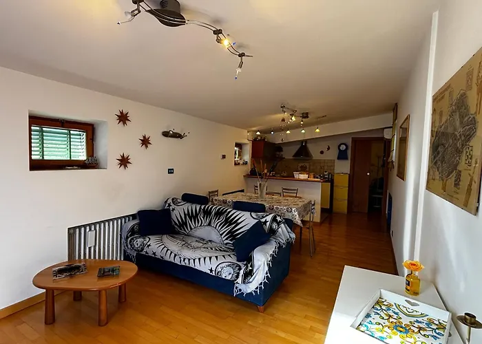 Apartman Mansarda Bellavista & La Dei Nonni *