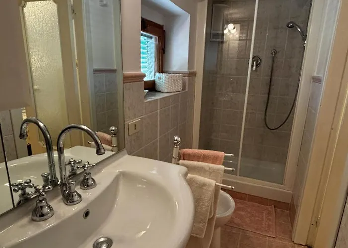 Mansarda Bellavista & La Dei Nonni Apartman